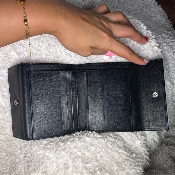 PRADA Logo Plate Tri-Fold Wallet Saffiano Leather Black Used Authentic - Picture 11 of 14